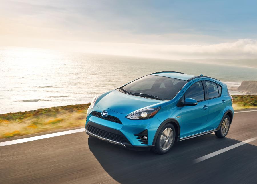  Toyota Prius c 2018 года  (фото 1 из 20)